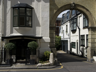 Mews, Chelsea, London by Natalie Tepper Pricing Limited Edition Print image