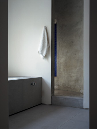 Private Residence, Kensington - Bathroom, Architect: Seth Stein by Richard Bryant Pricing Limited Edition Print image