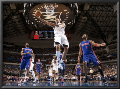 Detroit Pistons V Dallas Mavericks: Shawn Marion, Ben Gordon And Tracy Mcgrady by Glenn James Pricing Limited Edition Print image