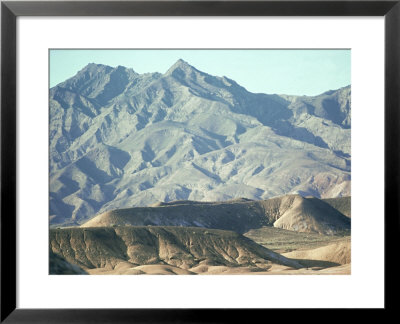 Siah Kum, Dasht-E-Kavir, Iran by Oxford Scientific Pricing Limited Edition Print image