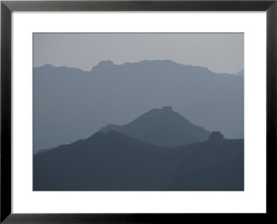 A Hazy View Of The Great Wall Of China by Raul Touzon Pricing Limited Edition Print image