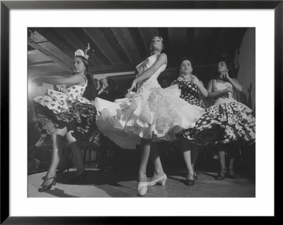 Maria Albaicin With Gypsy Dancers by Loomis Dean Pricing Limited Edition Print image