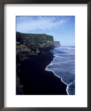 Coastal Scene, Iceland by Patricio Robles Gil Pricing Limited Edition Print image