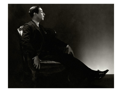 Vanity Fair - August 1934 by George Hoyningen-Huene Pricing Limited Edition Print image