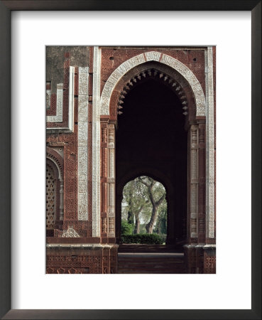 Alai Gate, Quwwat Ul Islam Mosque, Delhi, India by Adam Woolfitt Pricing Limited Edition Print image