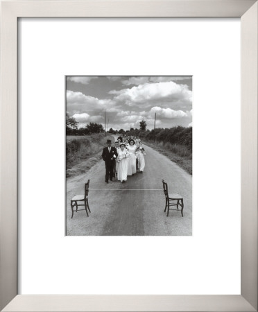 Le Ruban De La Mariee by Robert Doisneau Pricing Limited Edition Print image