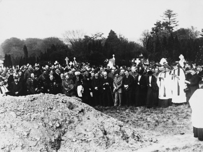 Funeral For Victims Of The First World War by Robert Hunt Pricing Limited Edition Print image