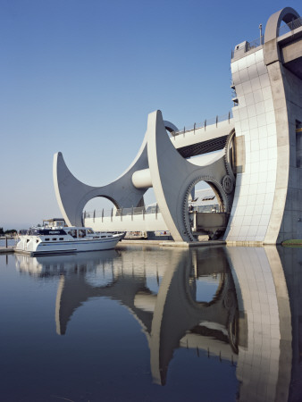 Falkirk Wheel, Falkirk Forth And Clyde Canal, Scotland, Raising Boat Position 02, Architect: Rmjm by Keith Hunter Pricing Limited Edition Print image