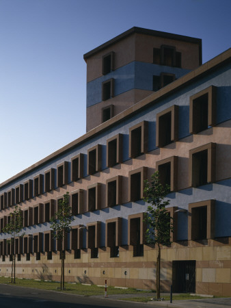 Social Science Research Centre (Wzb), Berlin, 1987, Architect: Stirling And Wilford by Richard Bryant Pricing Limited Edition Print image