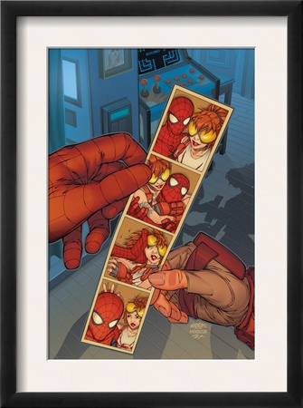 Arana #4 Cover: Arana And Spider-Man Fighting by Roger Cruz Pricing Limited Edition Print image
