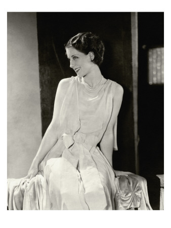 Vanity Fair - October 1928 by Edward Steichen Pricing Limited Edition Print image