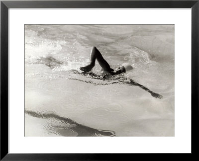 Portrait Of A Woman Swimming In A Pool by A. Villani Pricing Limited Edition Print image