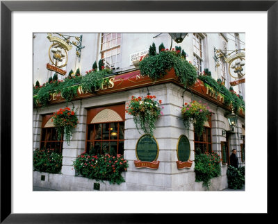The Prince Of Wales Pub, Covent Garden, London, England by Inger Hogstrom Pricing Limited Edition Print image