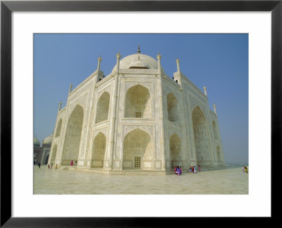 The Taj Mahal, Built By The Moghul Emperor Shah Jehan (Jahan), Agra, Uttar Pradesh, India by Gavin Hellier Pricing Limited Edition Print image