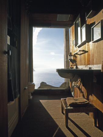 Wild Bird, Big Sur, California, 1957, Bathroom, Architect: Nathaniel And Margaret Owings by Alan Weintraub Pricing Limited Edition Print image