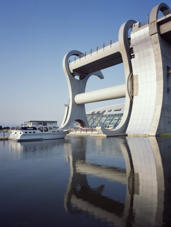 Falkirk Wheel, Falkirk Forth And Clyde Canal, Scotland, Raising Boat Position 01, Architect: Rmjm by Keith Hunter Pricing Limited Edition Print image
