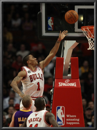 Los Angeles Lakers V Chicago Bulls: Derrick Rose by Jonathan Daniel Pricing Limited Edition Print image