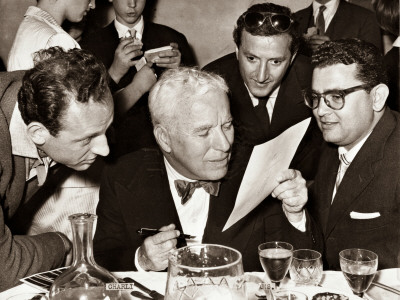 Charlie Chaplin, Roma, April 1954. by Benno Graziani Pricing Limited Edition Print image