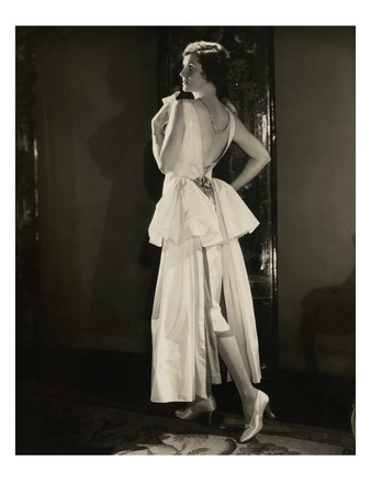 Vanity Fair - February 1929 by Edward Steichen Pricing Limited Edition Print image