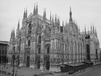 Milano, Duomo by Alberto Brandalise Pricing Limited Edition Print image