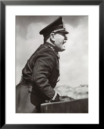 Mussolini Making A Speech by A. Villani Pricing Limited Edition Print image