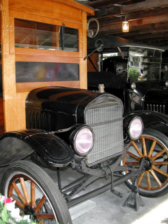 Henry Fords Old Auto, Ford Estate, Ft. Myers, Fl by Pat Canova Pricing Limited Edition Print image