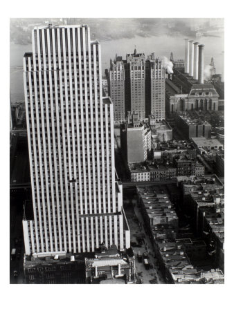 Daily News Building, 42Nd Street Between Second And Third Avenues, Manhattan by Berenice Abbott Pricing Limited Edition Print image