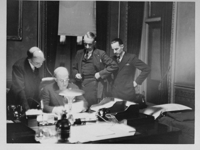 Secretary Harry Woodring, General Malin Craig, Colonel Eichelberger And Captain Wotan In Meeting by Thomas D. Mcavoy Pricing Limited Edition Print image