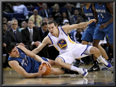 Minnesota Timberwolves V Golden State Warriors: Darko Milicic And Lou Amundson by Ezra Shaw Pricing Limited Edition Print image