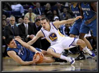 Minnesota Timberwolves V Golden State Warriors: Darko Milicic And Lou Amundson by Ezra Shaw Pricing Limited Edition Print image