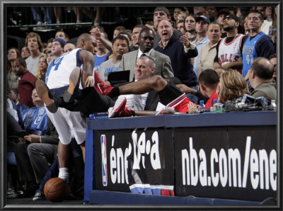 Chicago Bulls V Dallas Mavericks: Rick Carlisle, Caron Butler And C.J. Watson by Glenn James Pricing Limited Edition Print image