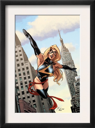 Giant Size Ms. Marvel #1 Cover: Ms. Marvel Fighting by Roberto De La Torre Pricing Limited Edition Print image