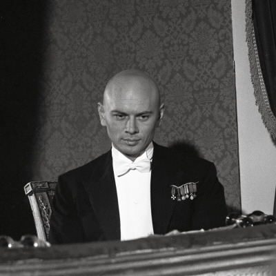Yul Brynner During The Shooting Of The Movie 'Anastasia' In London by Benno Graziani Pricing Limited Edition Print image