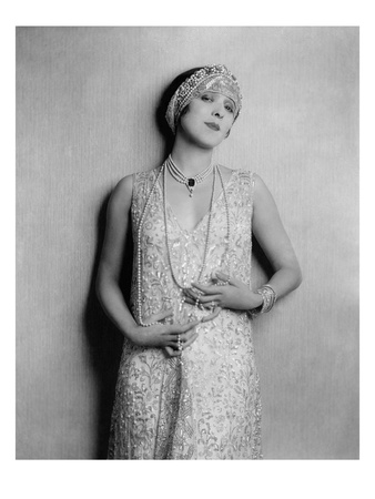 Vanity Fair - November 1926 by Florence Vandamm Pricing Limited Edition Print image