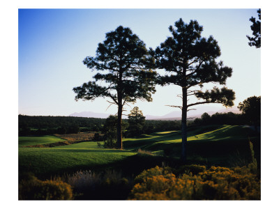 Paa-Ko Ridge Golf Club, Hole 17 by Stephen Szurlej Pricing Limited Edition Print image