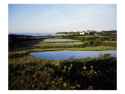 Fishers Island Club, Hole 16 by Stephen Szurlej Pricing Limited Edition Print image