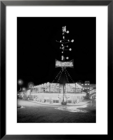 The Motta Stand At The Fiera Di Milano, Milan Trade Fair In 1951 by A. Villani Pricing Limited Edition Print image