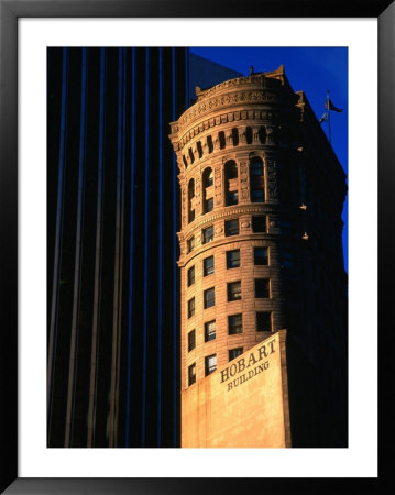 Facade Of Hobart Building, 582 Market Street, San Francisco, Usa by Glenn Beanland Pricing Limited Edition Print image