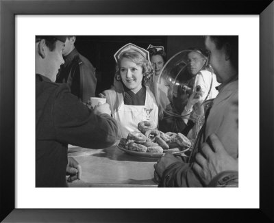 Mary Pickford Serve Doughnuts During Hollywood Canteen Party At Fort Macarthur During Wwii by John Florea Pricing Limited Edition Print image
