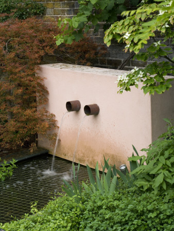 Pink Rendered Cement Water Feature, Designer: Charlotte Sanderson by Clive Nichols Pricing Limited Edition Print image