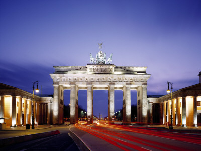 Brandenburger Tor (Brandenburg Gate), Berlin by Ralph Richter Pricing Limited Edition Print image