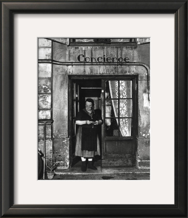 Concierge With Spectacles by Robert Doisneau Pricing Limited Edition Print image