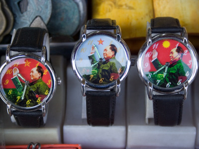 Souvenir Watches At Shanghai Old Town Market by Noboru Komine Pricing Limited Edition Print image