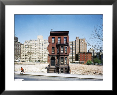 Construction In Nyc: Land Being Cleared For 20 Story Building In East 60S by Dmitri Kessel Pricing Limited Edition Print image