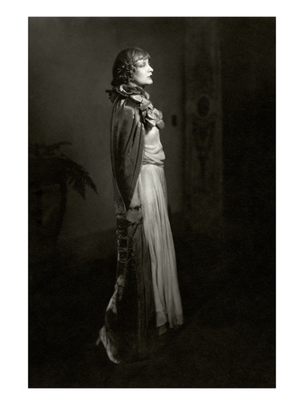 Vanity Fair - October 1923 by Edward Steichen Pricing Limited Edition Print image