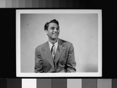 Actor Robert Alda Posing As He Takes His Own Photograph by Gjon Mili Pricing Limited Edition Print image