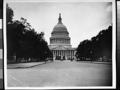Exterior View Of The Capitol Building by Wallace G. Levison Pricing Limited Edition Print image