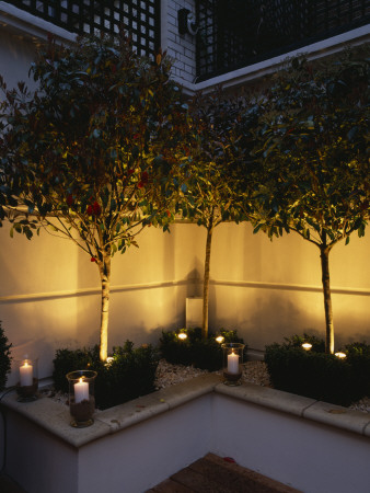 Modern Roof Garden With White Raised Beds, Glass Candle Holders, Clipped Box And White Gravel by Clive Nichols Pricing Limited Edition Print image