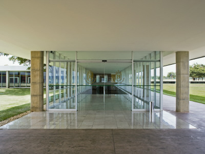 Brasilia - Hotel Nacional, Architect: Oscar Niemeyer by Alan Weintraub Pricing Limited Edition Print image