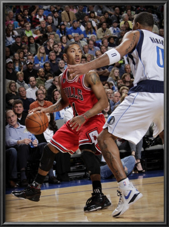 Chicago Bulls V Dallas Mavericks: Derrick Rose And Shawn Marion by Glenn James Pricing Limited Edition Print image